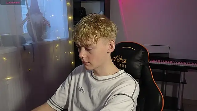 Keytaro online show from 03.02.25