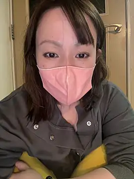 Snapshot of annna_annna_2024 chatting on 05.26.26 annna annna 2024 online show from 05.26.26