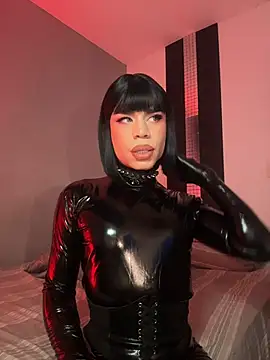 LucyGiraldo online show from 07.10.26