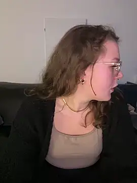 Snapshot of Fancy-Francy chatting on 01.15.25 Fancy-Francy online show from 01.15.25