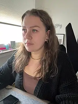 Snapshot of Fancy-Francy chatting on 03.19.25 Fancy-Francy online show from 03.19.25