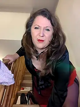 Snapshot of Candy-Desire chatting on 12.26.24 Candy-Desire online show from 12.26.24