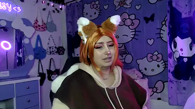 Snapshot of lussyevans24 chatting on 10.04.25 lussyevans24 online show from 10.04.25