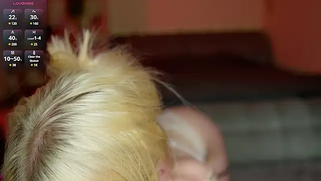 blondy room online show from 02.22.25