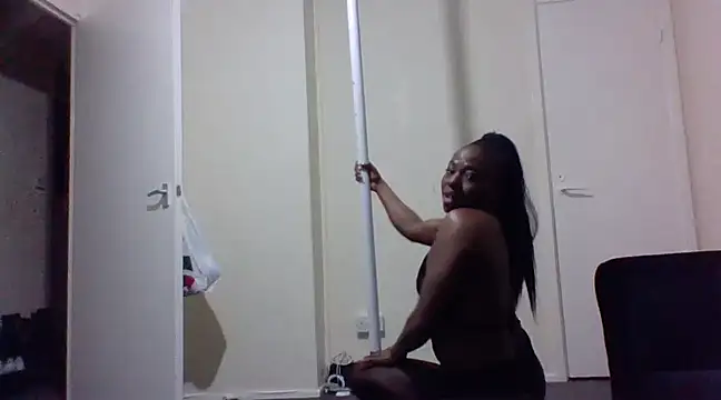 Cinderella Jewels  online show from 03.06.25