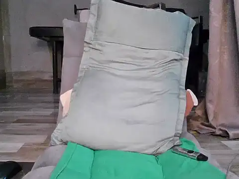 Snapshot of Baby-sexygirl01 chatting on 01.10.26 Baby-sexygirl01 online show from 01.10.26