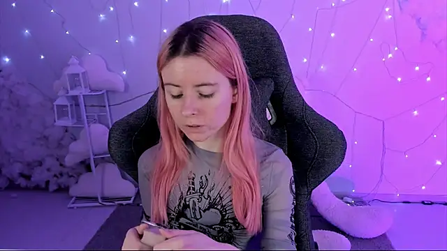 LexiWenford online show from 01.14.25