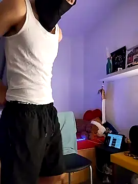 Snapshot of Dennis_2024 chatting on 01.23.25 Dennis 2024 online show from 01.23.25