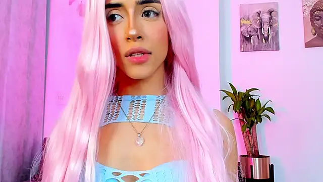 StormiRusso online show from 01.22.25