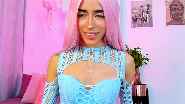 StormiRusso online show from 01.22.25