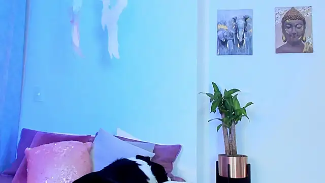 StormiRusso online show from 01.30.25