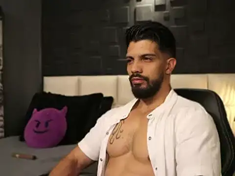 DannSaenz online show from 02.20.25