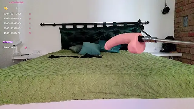 Kurama Katana online show from 10.17.25