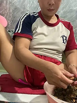 Linaannn online show from 10.13.25