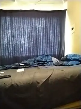 Snapshot of Convertiblechulo chatting on 12.17.24 Convertiblechulo online show from 12.17.24