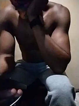 Snapshot of Convertiblechulo chatting on 12.29.24 Convertiblechulo online show from 12.29.24