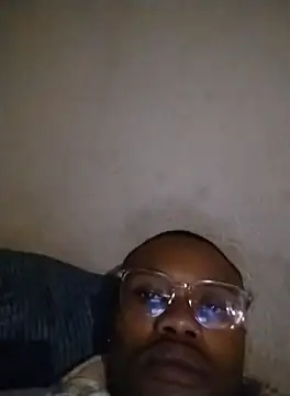 Snapshot of Convertiblechulo chatting on 09.28.25 Convertiblechulo online show from 09.28.25