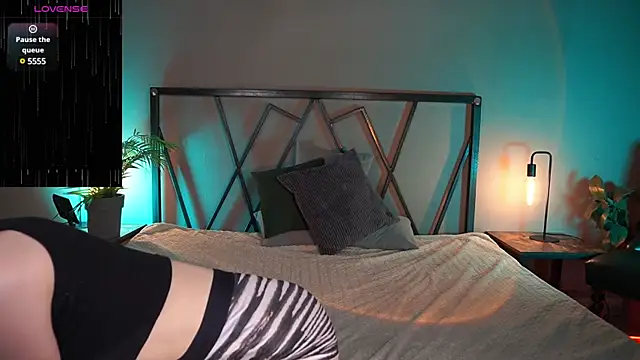 LindaThacker online show from 01.29.25