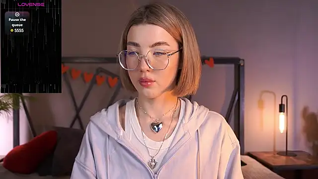 LindaThacker online show from 03.06.25