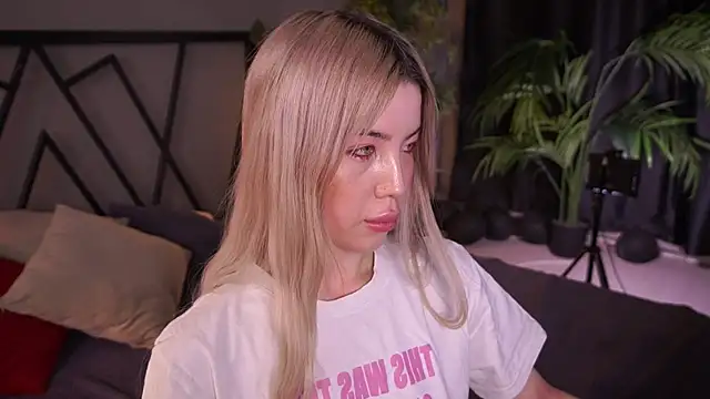 LindaThacker online show from 04.20.26