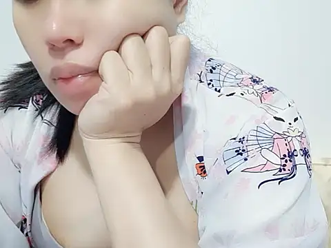  MianMi 96 online show from 11.23.25