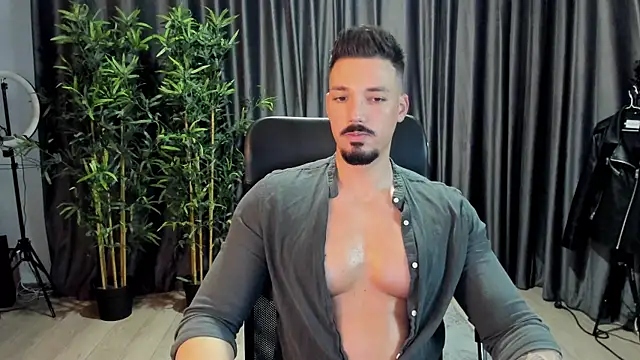 Snapshot of HaydenSpearss chatting on 12.06.24 HaydenSpearss online show from 12.06.24