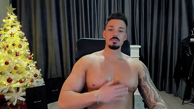 Snapshot of HaydenSpearss chatting on 12.28.24 HaydenSpearss online show from 12.28.24