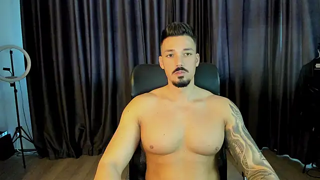 Snapshot of HaydenSpearss chatting on 01.01.25 HaydenSpearss online show from 01.01.25