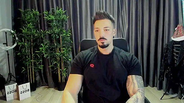 Snapshot of HaydenSpearss chatting on 11.18.25 HaydenSpearss online show from 11.18.25