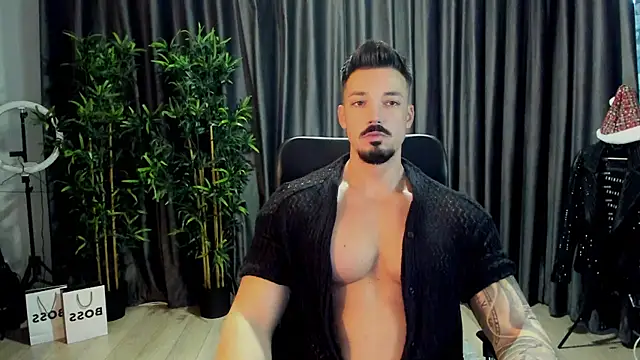 Snapshot of HaydenSpearss chatting on 11.23.25 HaydenSpearss online show from 11.23.25