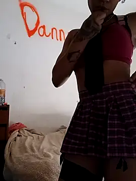 Laanegraofficial  online show from 03.22.25