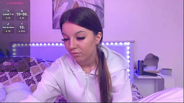 Veronica leal online show from 09.30.25