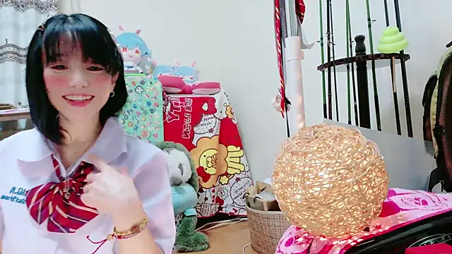 renapiyon8182 online show from 02.13.25