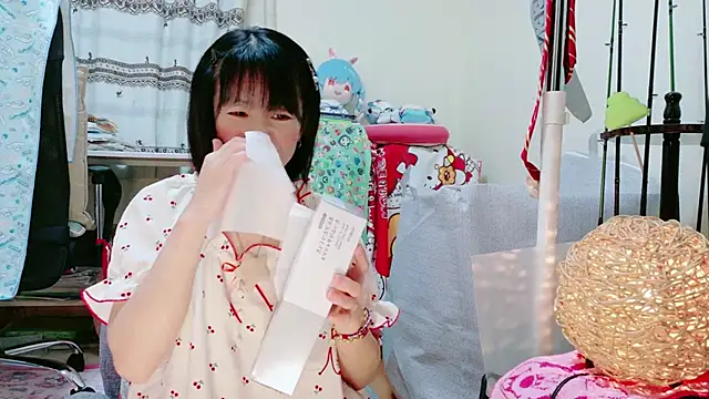 renapiyon8182 online show from 03.18.25