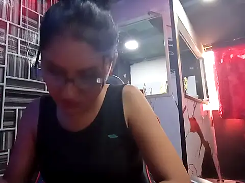 AdelinaMiran90 online show from 09.11.25