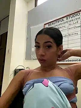 Lina10 online show from 09.13.25