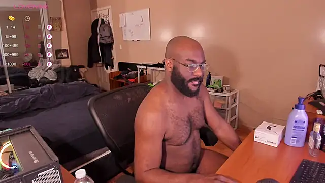 MrChuckDailyXXX online show from 02.17.25