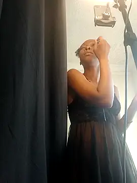 C0ffeecoolatte online show from 04.16.26