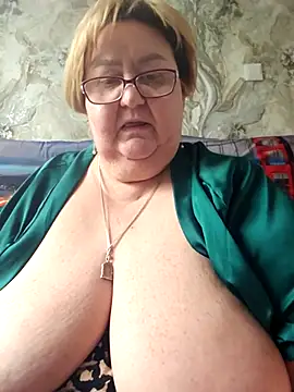 Snapshot of Awn290668 chatting on 04.12.26 Awn290668 online show from 04.12.26