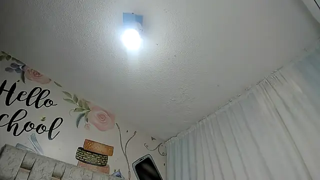 EMMA SWEETT1 online show from 01.12.25