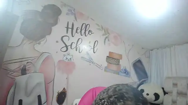 EMMA SWEETT1 online show from 09.29.25