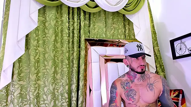 dilan scootk  online show from 11.07.25