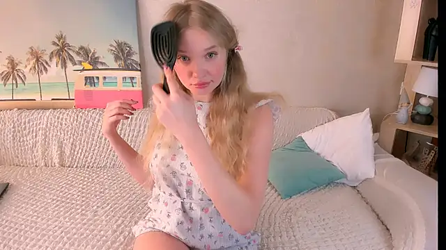 BoysLoveBlondee online show from 03.10.25