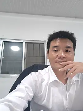 kisstoyousoon2024 online show from 09.16.25