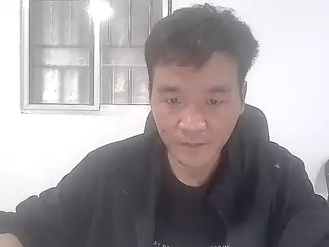 kisstoyousoon2024 online show from 11.16.25