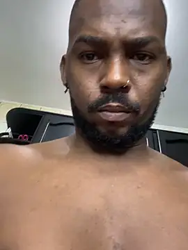 Snapshot of Destrozador415 chatting on 09.17.25 Destrozador415 online show from 09.17.25