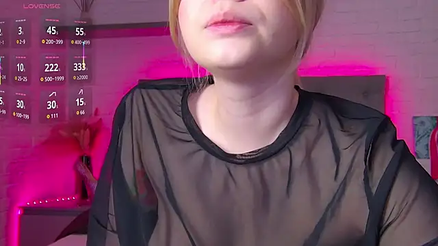 Born to Blow online show from 12.22.25