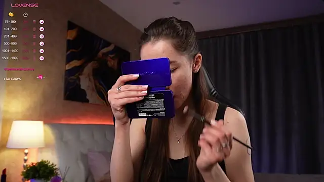 Snapshot of Amely_Young chatting on 01.23.25 Amely Young online show from 01.23.25