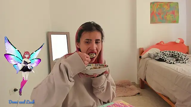 Snapshot of linnie_ chatting on 02.27.25 linnie online show from 02.27.25