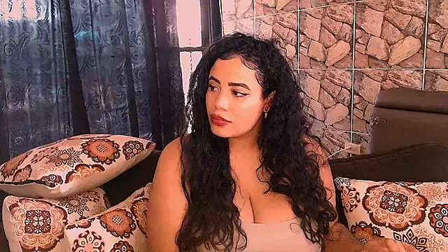 Emmacamille online show from 02.27.25